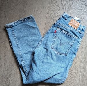 Levi's Ribcage Straight Jean